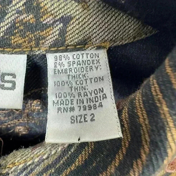 Chico’s Fashion Floral Retro Rhinestone Women Jean Jacket Size Medium Chico’s 2 - Picture 3 of 14